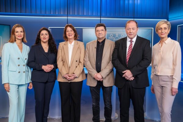 NDR Diskussion zur Hamburger Bürgerschaftswahl: Linke, AfD, FDP und BSW diskutieren Pläne für die Stadt