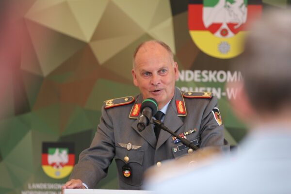 Brigadegeneral Müller: „Wir müssen wehrhaft und stark sein“ / Großer Zuspruch beim Jahresempfang des Landeskommando Nordrhein-Westfalen in Düsseldorf