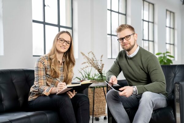 Ohne Online-Verkauf keine Zukunft: Der Handel steht vor dem Umbruch / Wie sich klassische Händler sich mit den Adstronauts online durchsetzen können